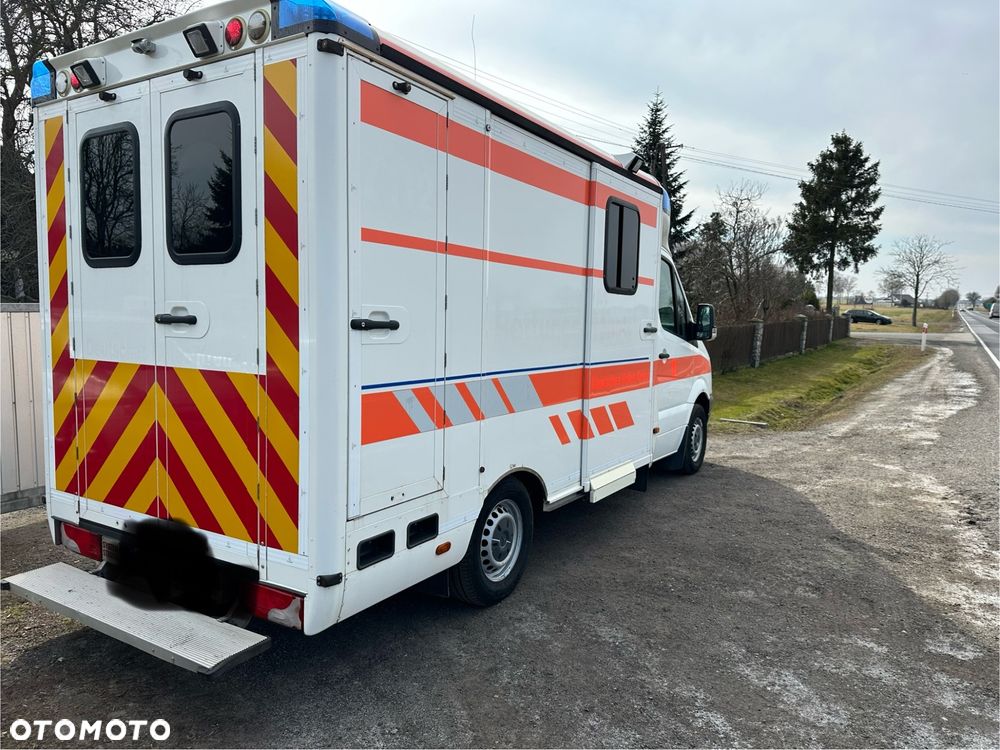 Mercedes-Benz Sprinter 319 - 4