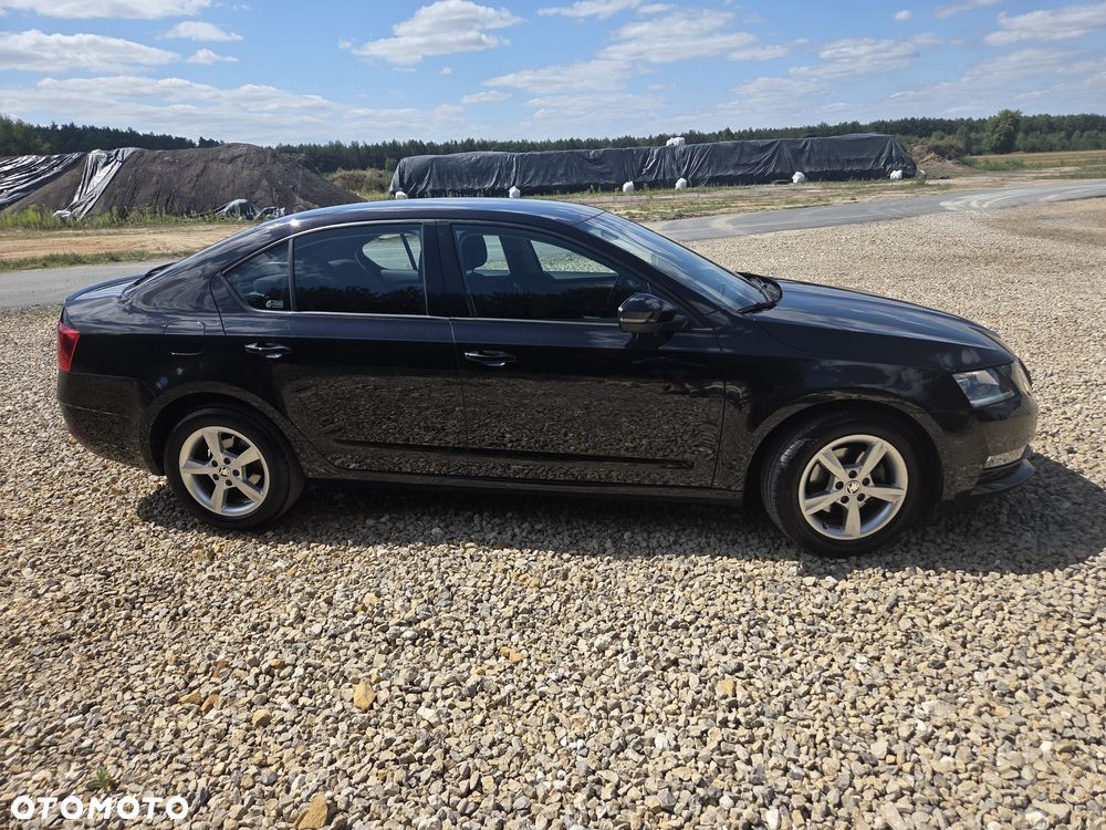 Skoda Octavia - 8