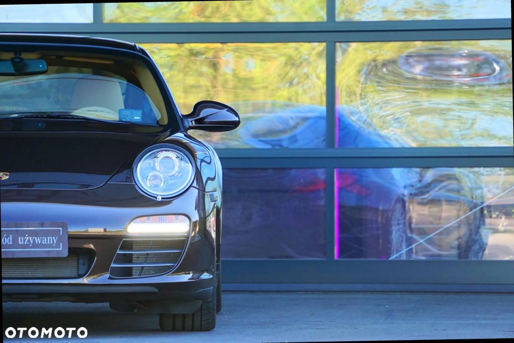 Porsche 911 Carrera 4S PDK - 8