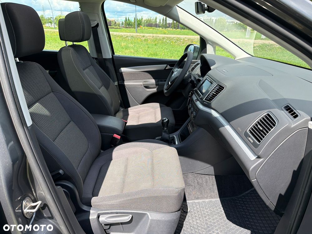 Volkswagen Sharan 2.0 TDI 4MOTION (BlueMotion Technology) Highline - 17