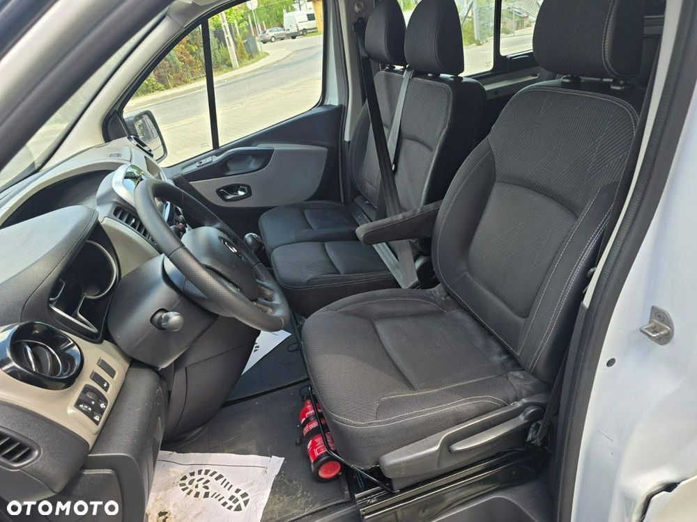 Renault Trafic - 17