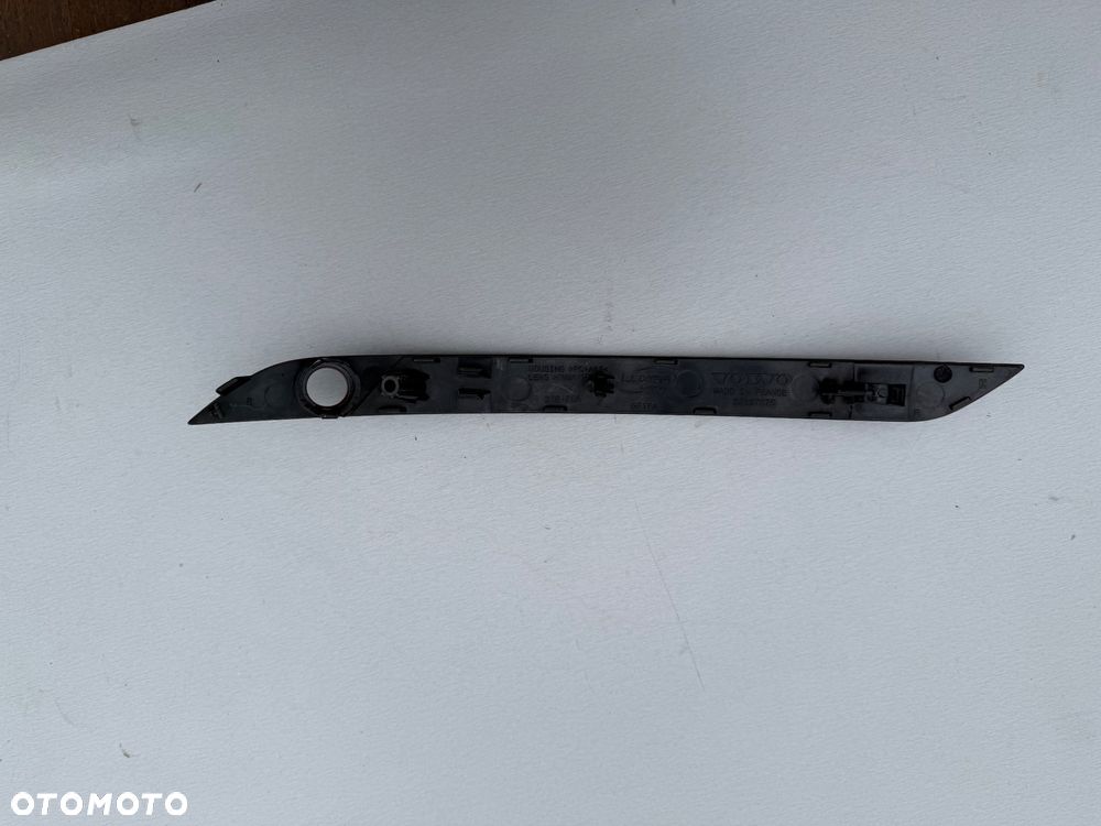 LAMPA ODBLASK PRAWY TYLNEGO ZDERZAKA VOLVO S-60 V-60 II32337875 - 3