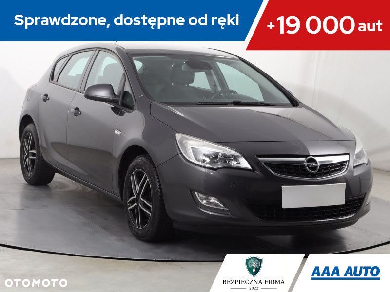 Opel Astra - 2