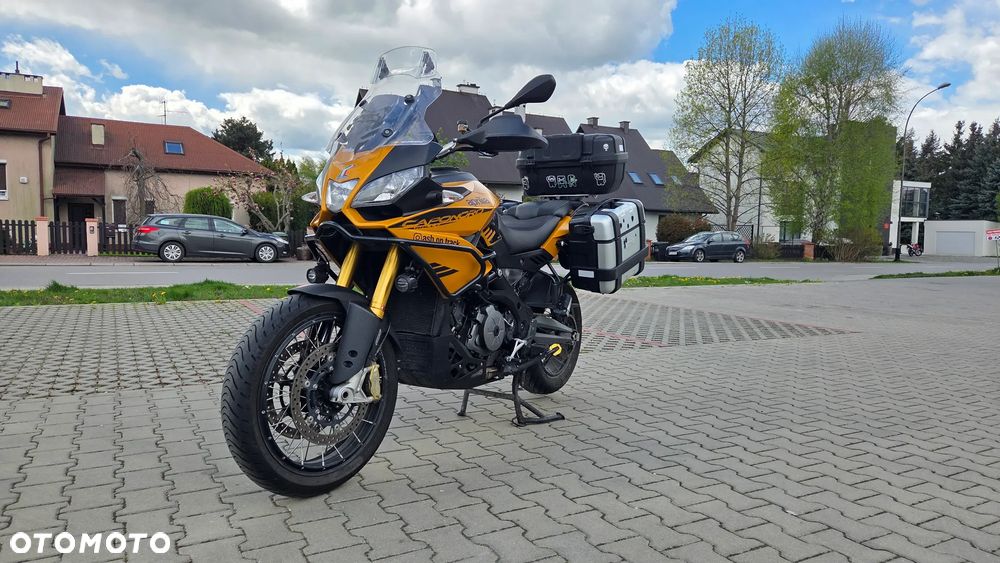 Aprilia Caponord - 1