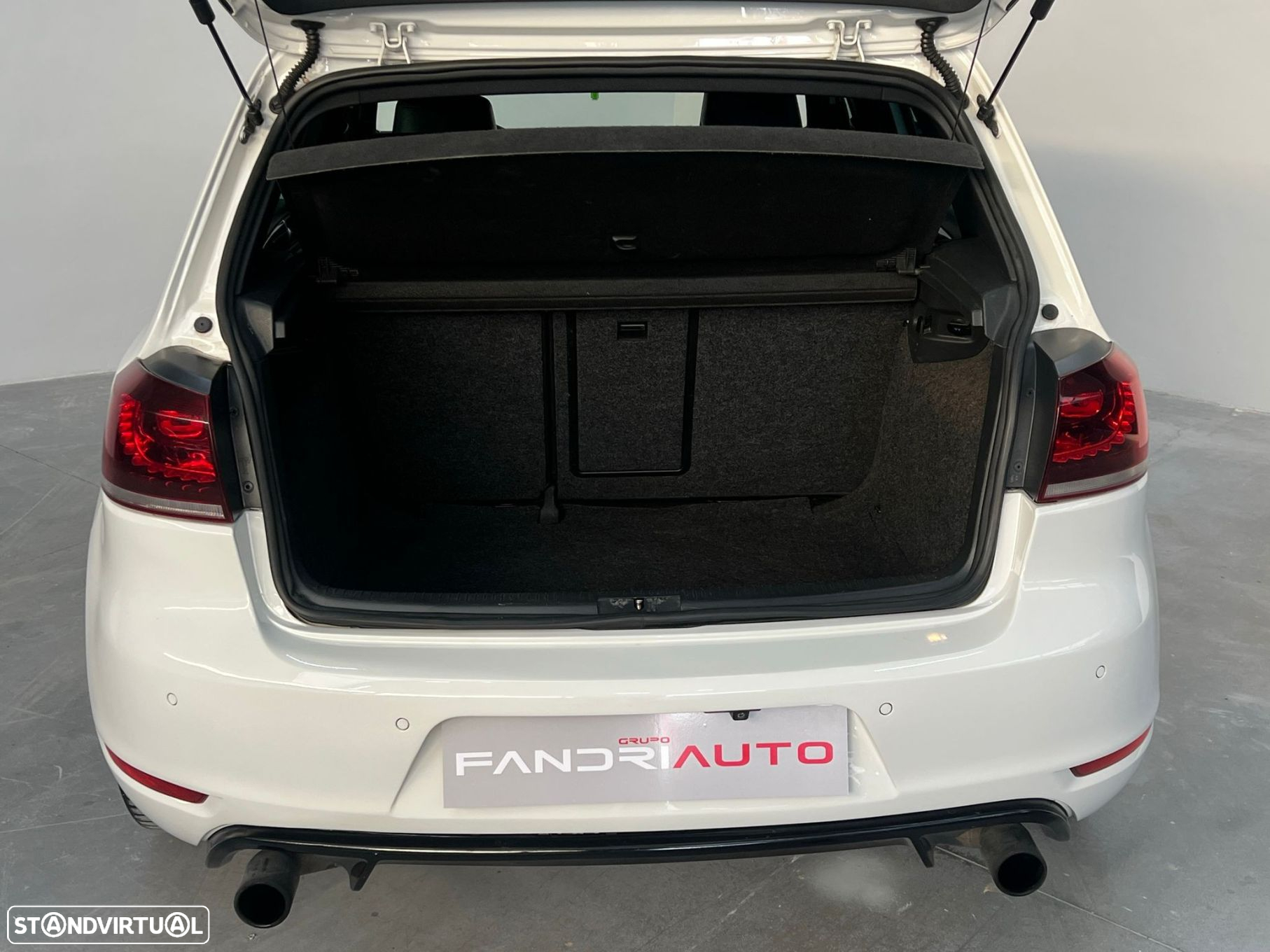 VW Golf 2.0 TSi GTI DSG - 14