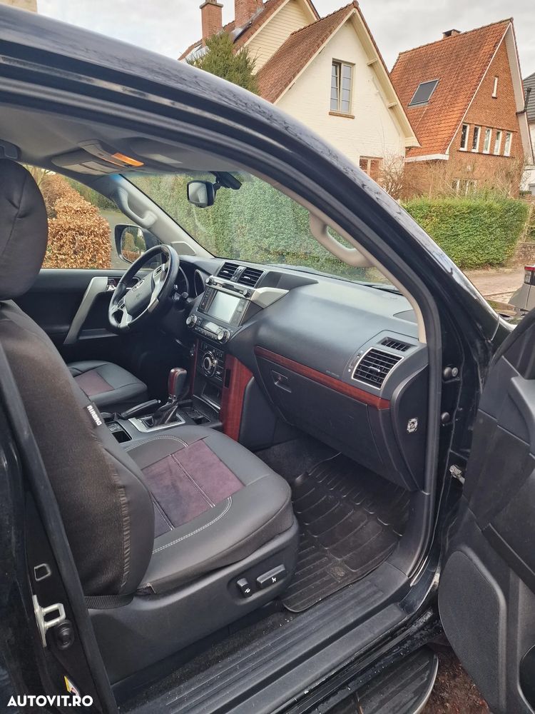 Toyota Land Cruiser 2.8l Turbo D-4D Aut. Luxury - 7