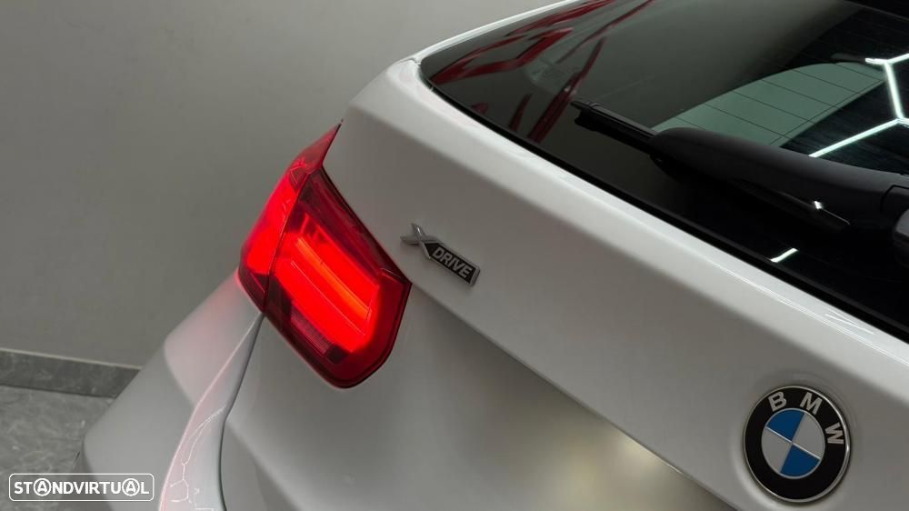 BMW 320 d xDrive Pack M Shadow Auto - 31