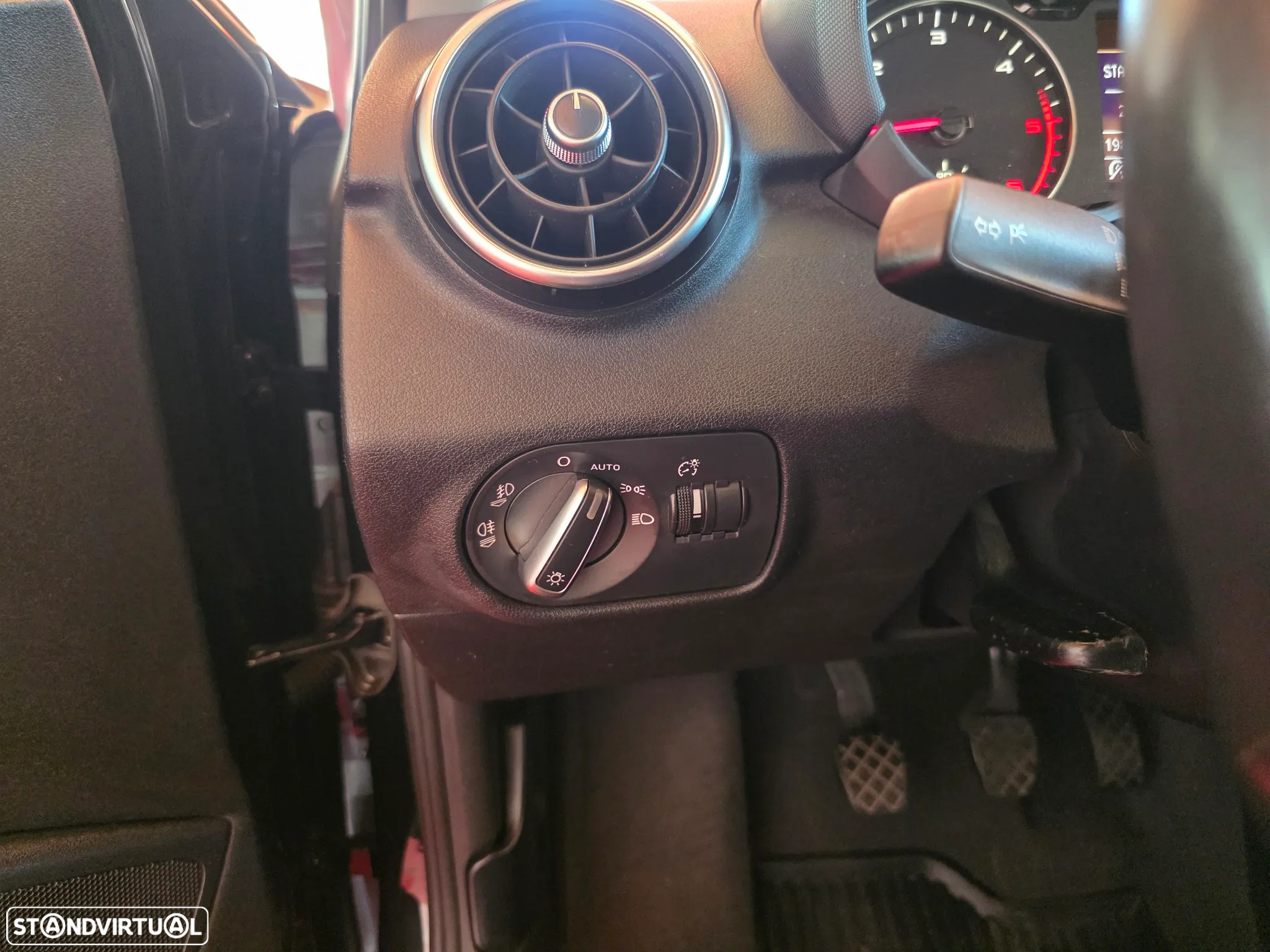 Audi A1 1.6 TDI Sport - 17