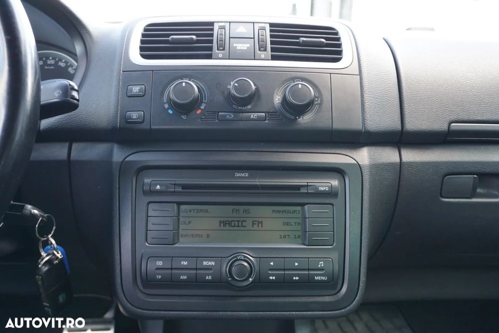 Skoda Roomster 1.6 Comfort Aut - 17