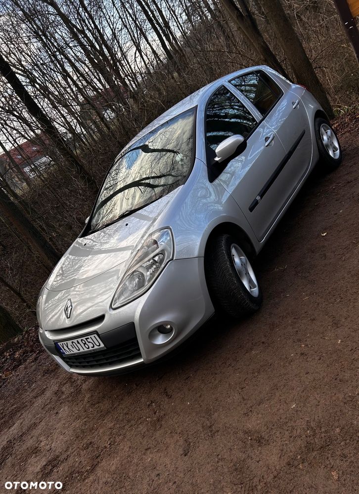 Renault Clio 1.2 16V Dynamique - 1
