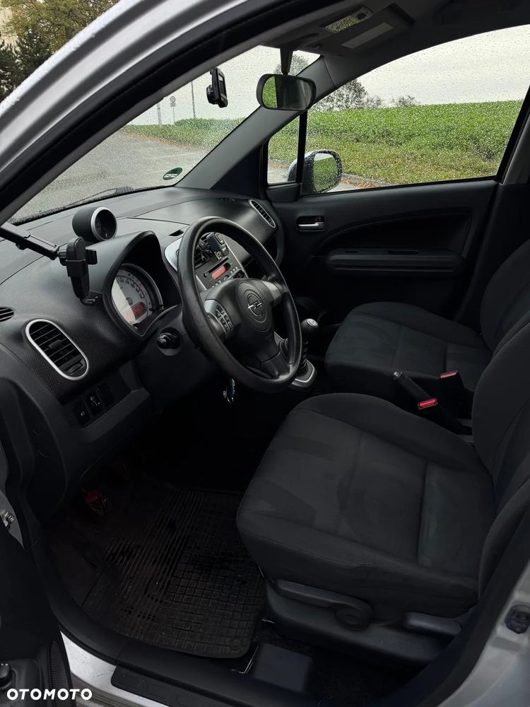 Opel Agila 1.0 - 6