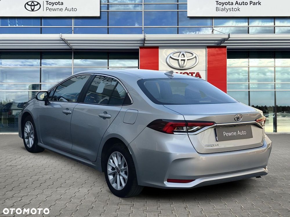 Toyota Corolla - 3