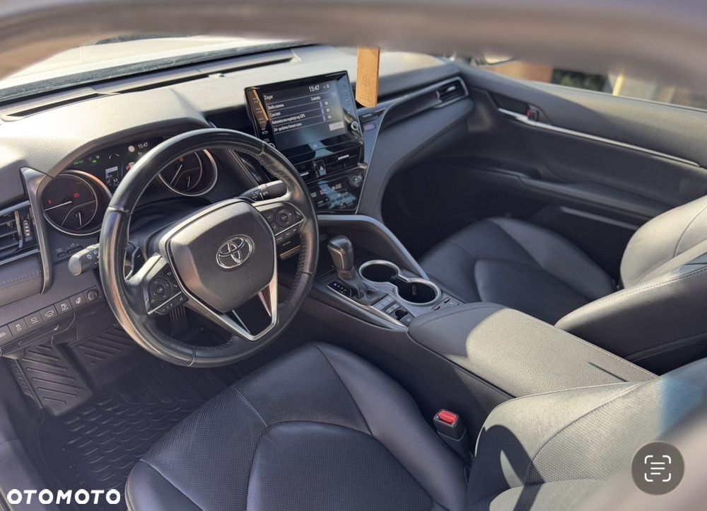 Toyota Camry 2.5 Hybrid Executive CVT - 4