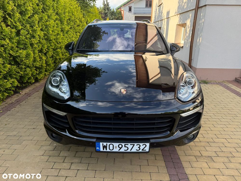 Porsche Cayenne S E-Hybrid - 4