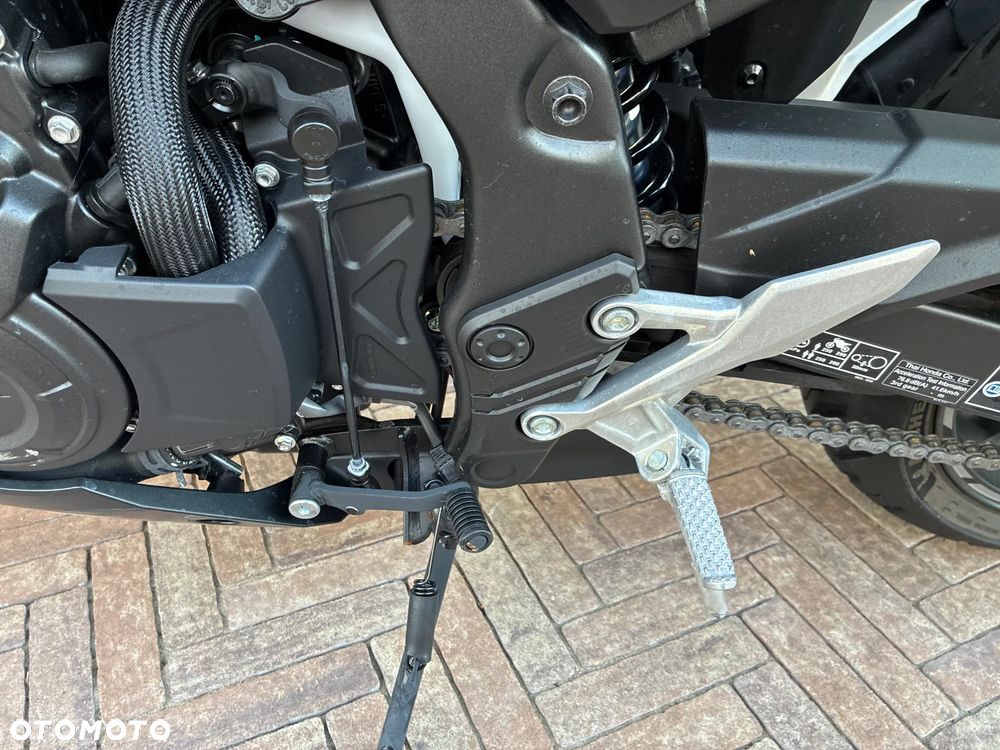 Honda CBR - 25