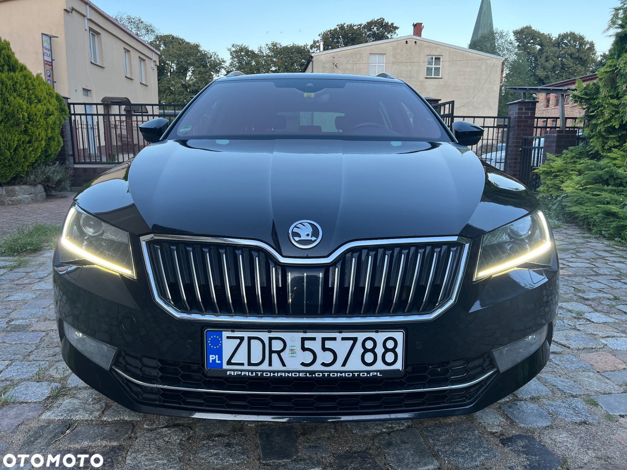 Skoda Superb 2.0 TDI Ambition DSG7 - 10