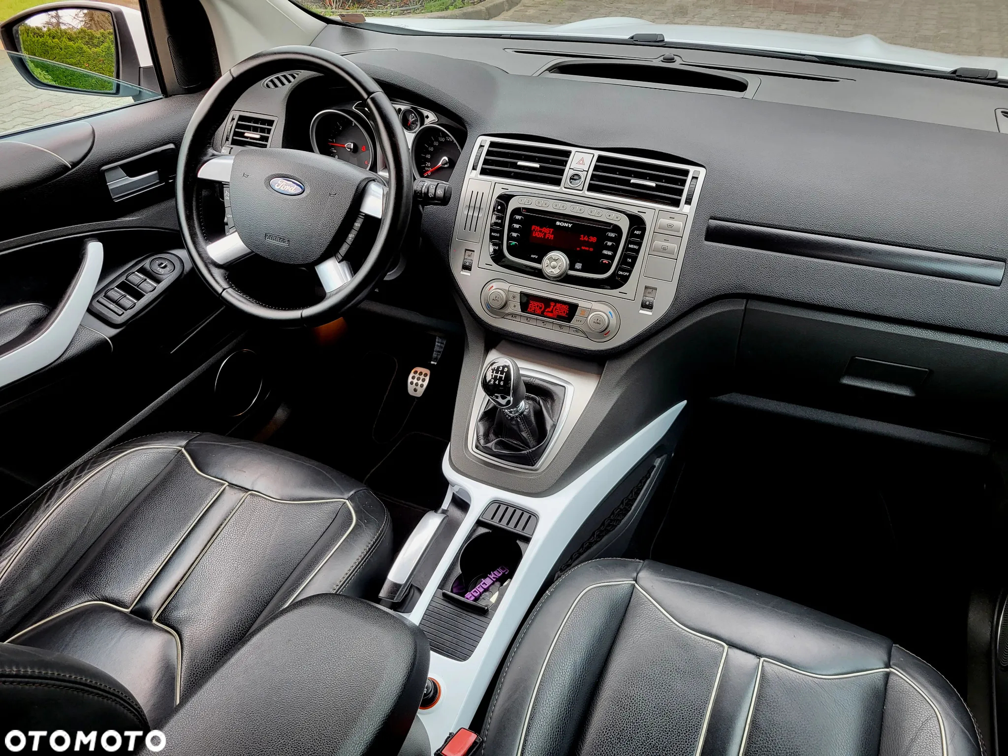 Ford Kuga - 9