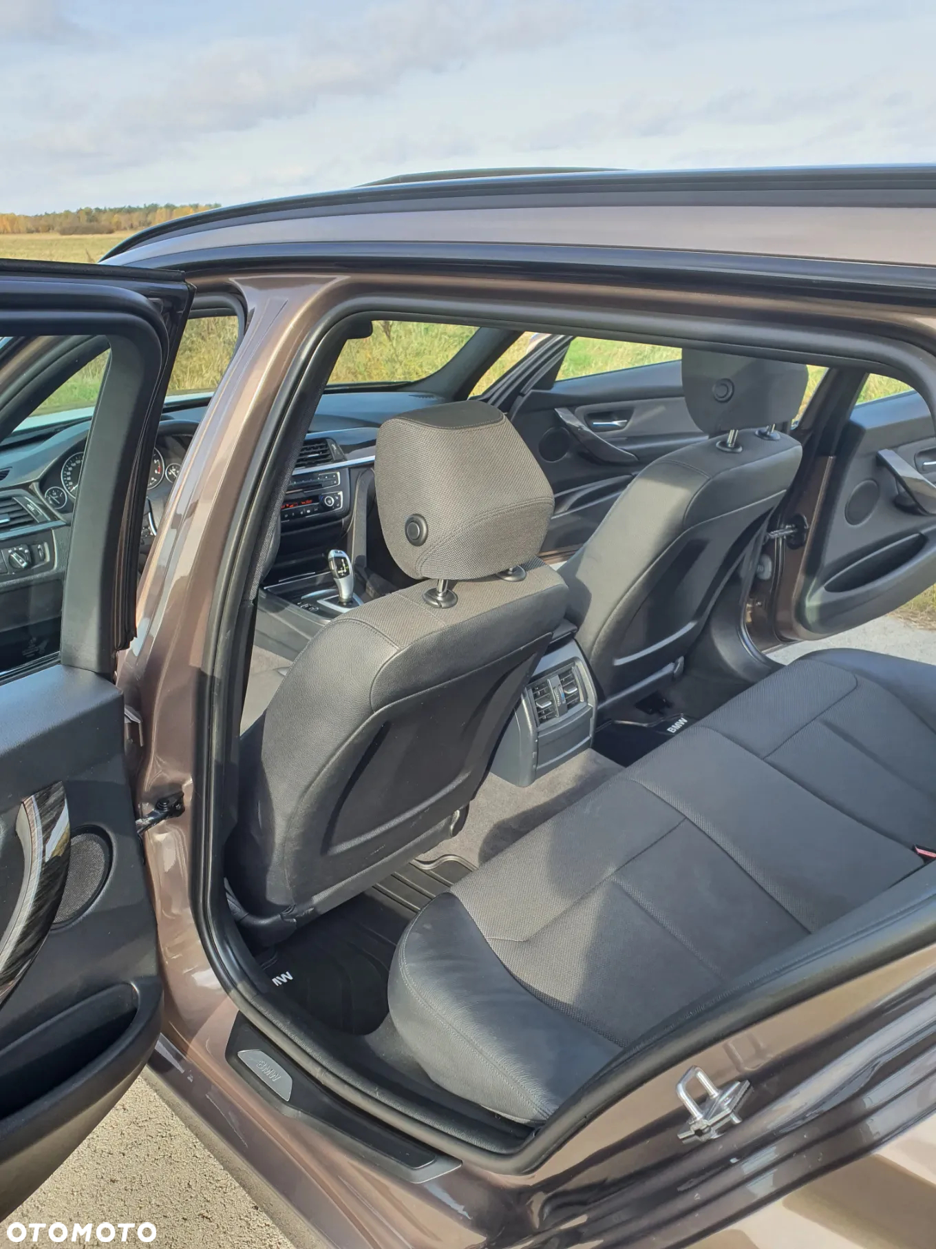 BMW Seria 3 318d Touring Modern Line - 20