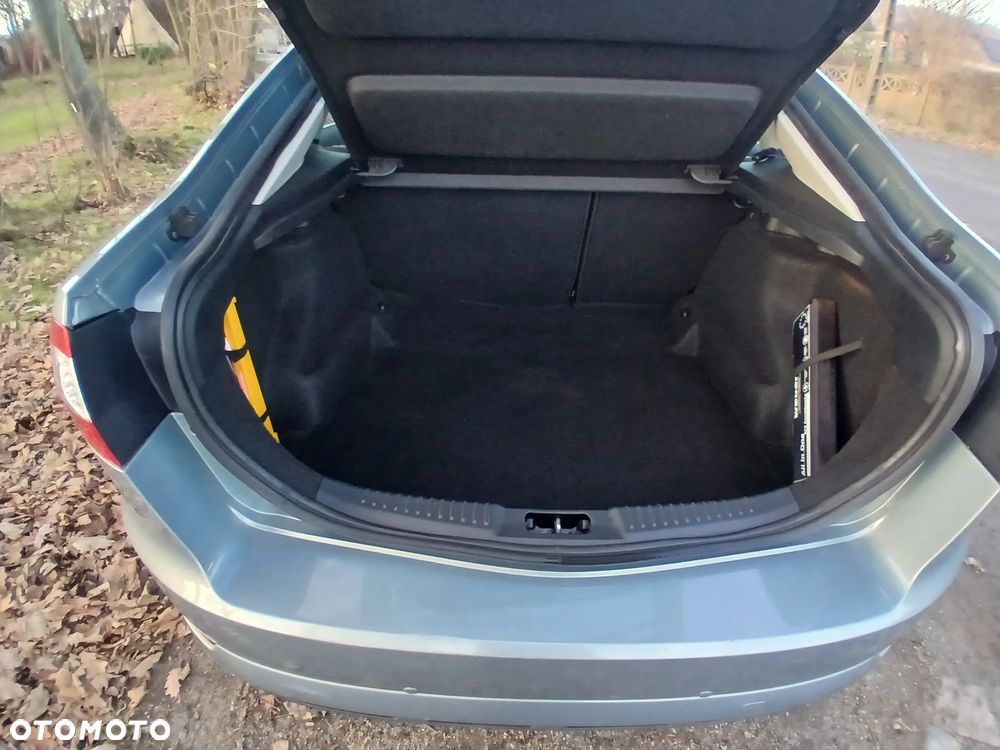 Ford Mondeo 2.5 Titanium X - 11