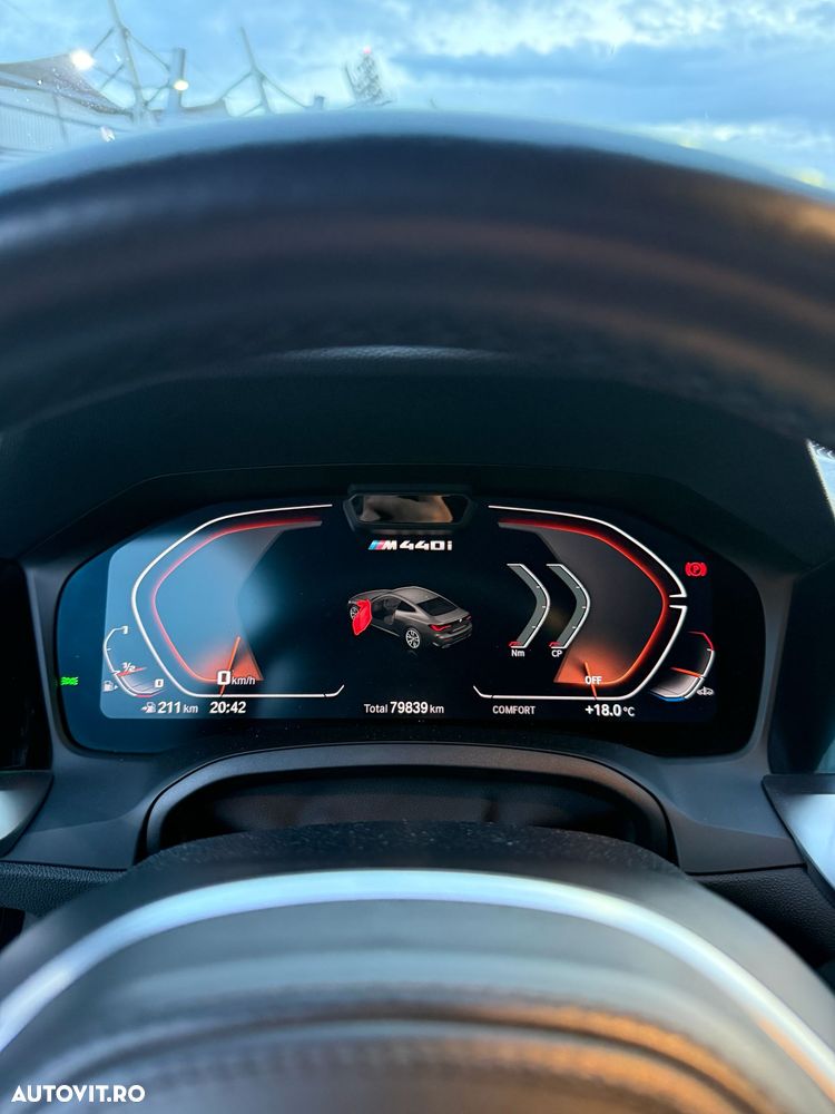 BMW M4 M440i AT MHEV - 12