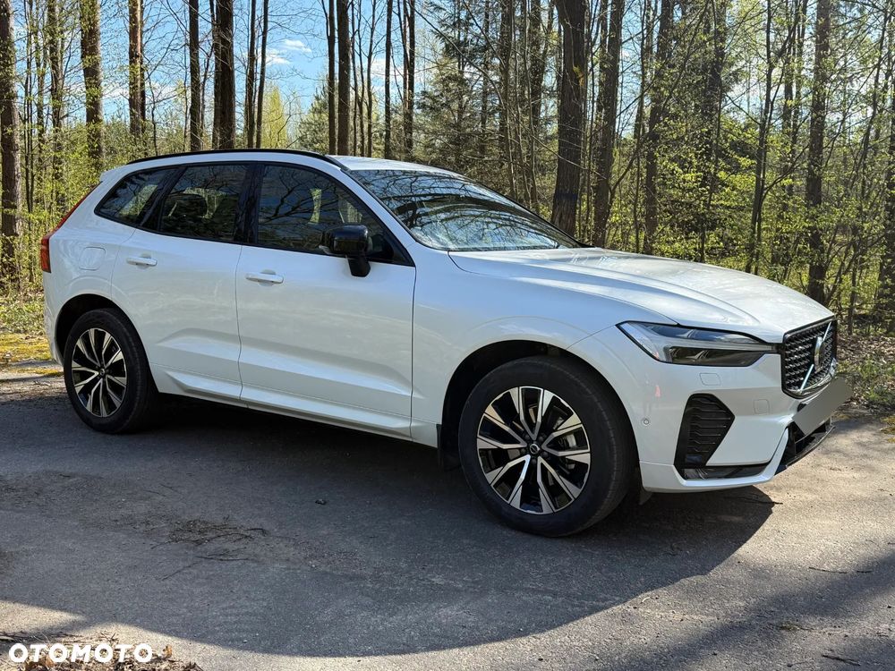 Volvo XC 60 B5 B AWD Plus Dark - 5
