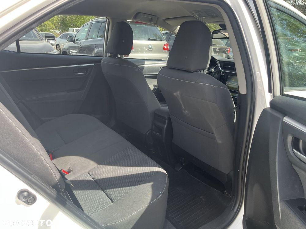 Toyota Corolla - 18
