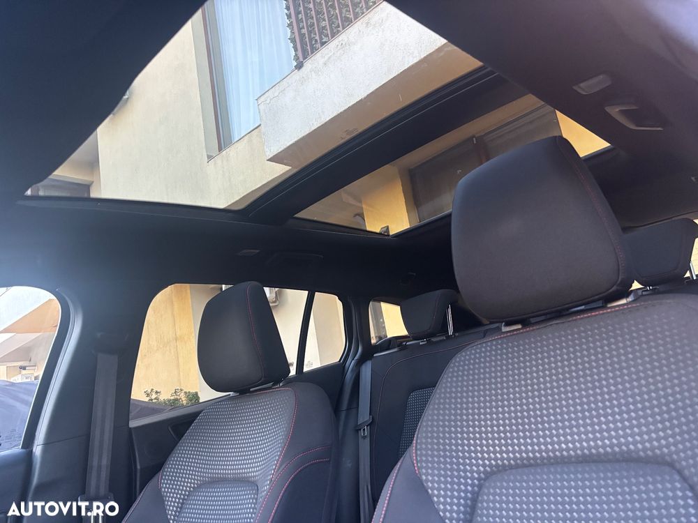 Ford Focus 1.0 EcoBoost 6MT MHEV ST-Line X - 26