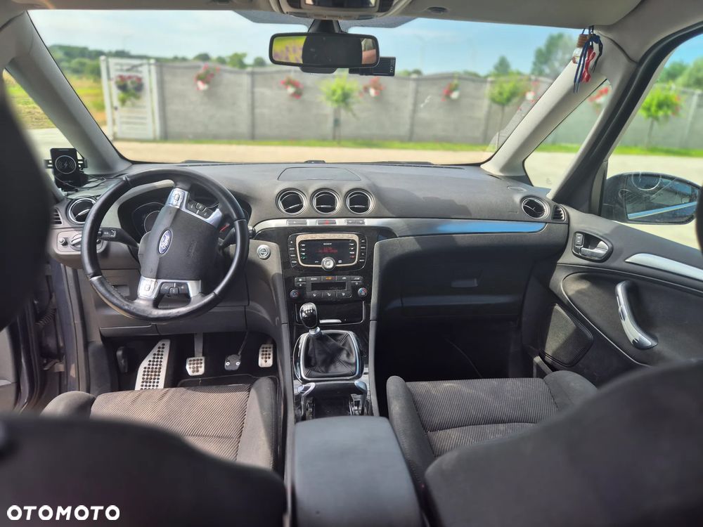 Ford Galaxy 2.0 TDCi Titanium - 23