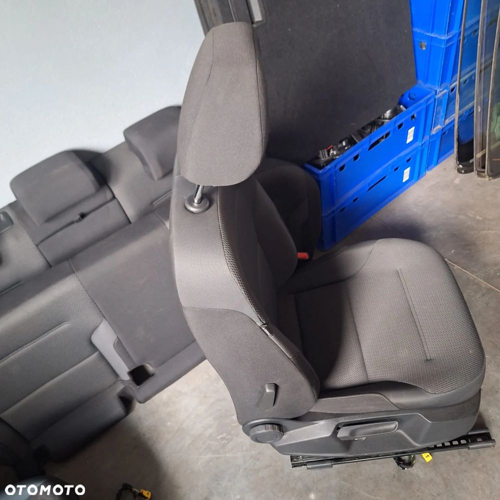 Fotele Kanapy VW Golf VII 7 HB Lift komplet - 3