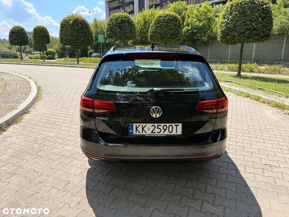 Volkswagen Passat - 5
