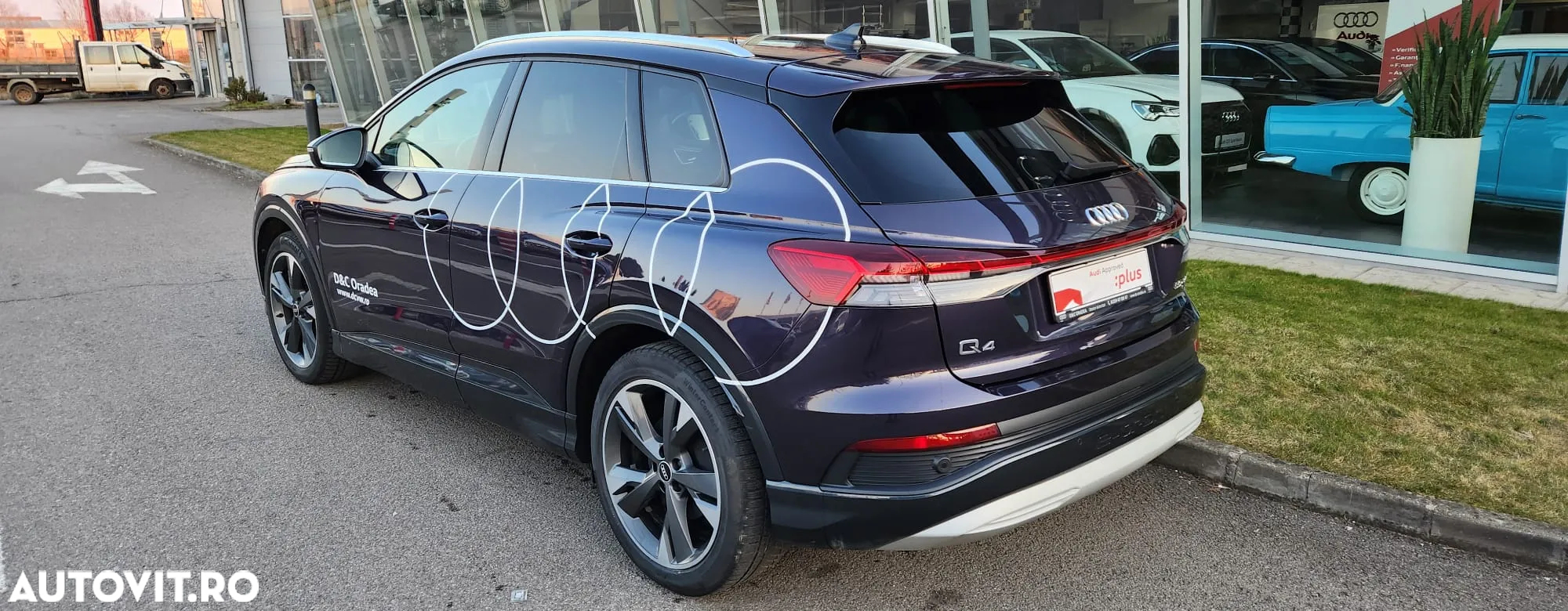 Audi Q4 e-tron 50 quattro - 6