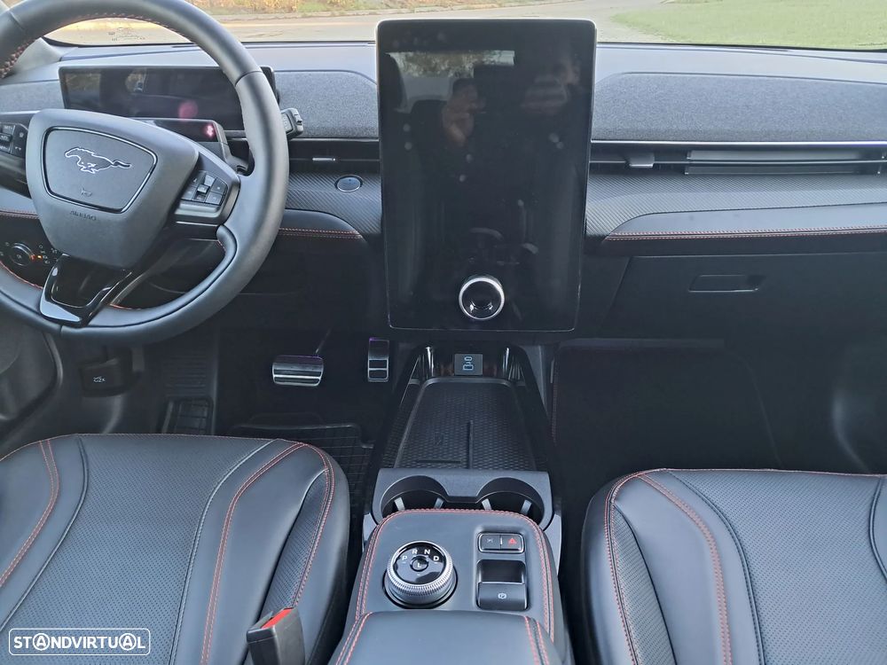 Ford Mustang Mach-E Premium - 18