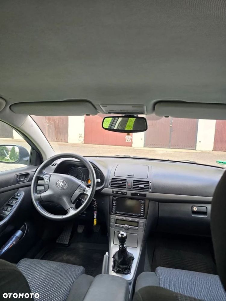 Toyota Avensis 2.0 D-4D Sol+NAVI - 7