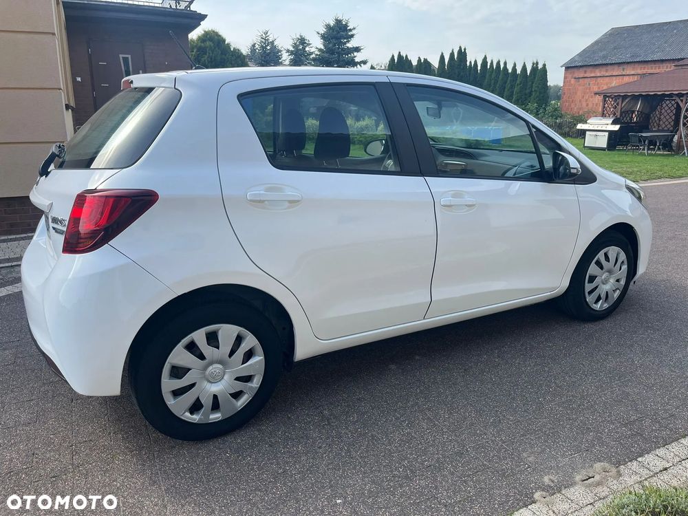 Toyota Yaris 1.0 VVT-i - 8