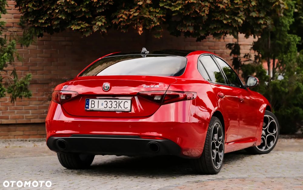 Alfa Romeo Giulia 2.0 Turbo TI Q4 - 8