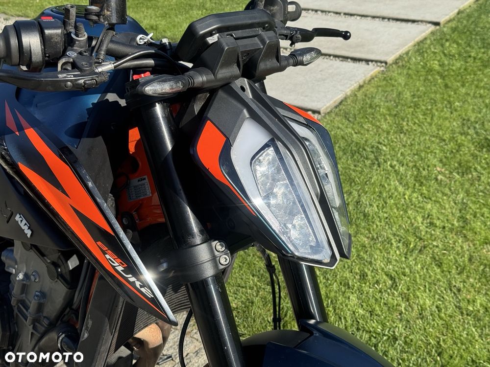 KTM DUKE 890 - 5