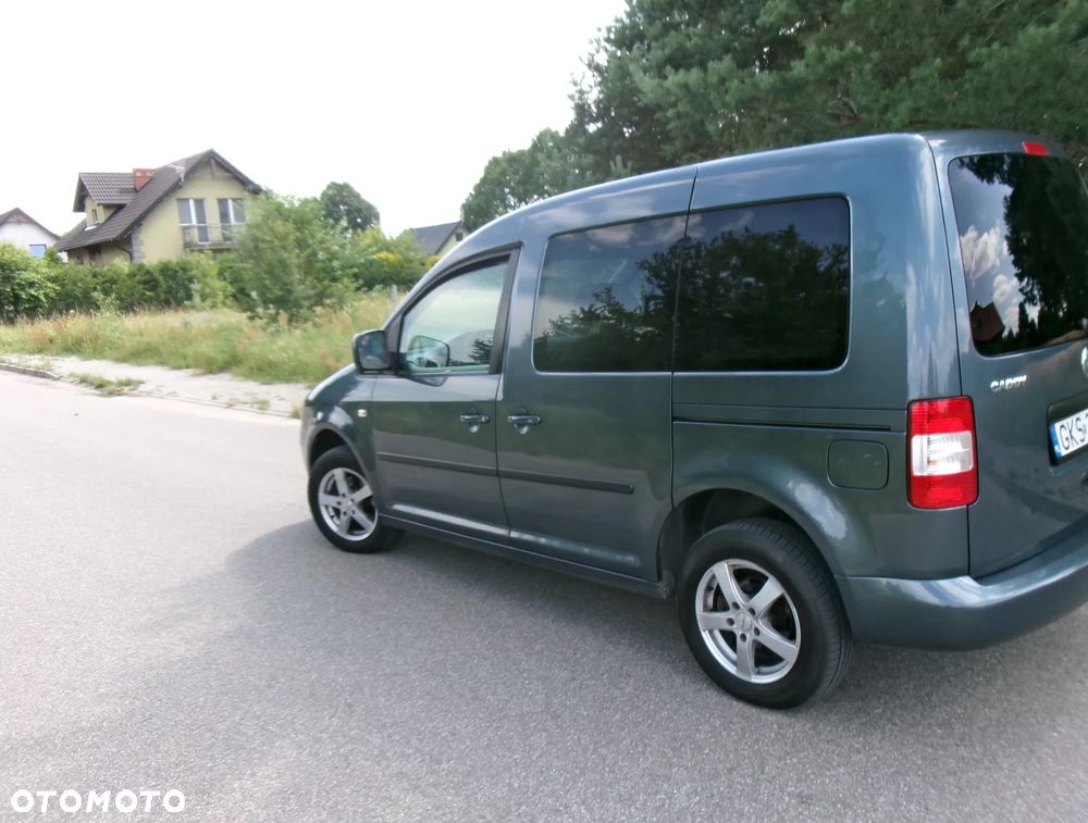 Volkswagen Caddy Life DSG - 11