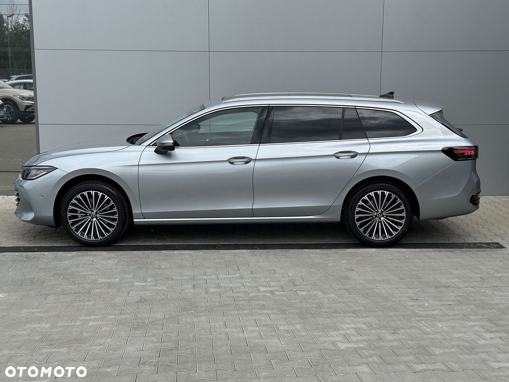 Volkswagen Passat Variant 1.5 TSI EVO Elegance DSG - 5