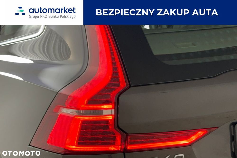 Volvo XC 60 B5 D AWD Momentum Pro - 11