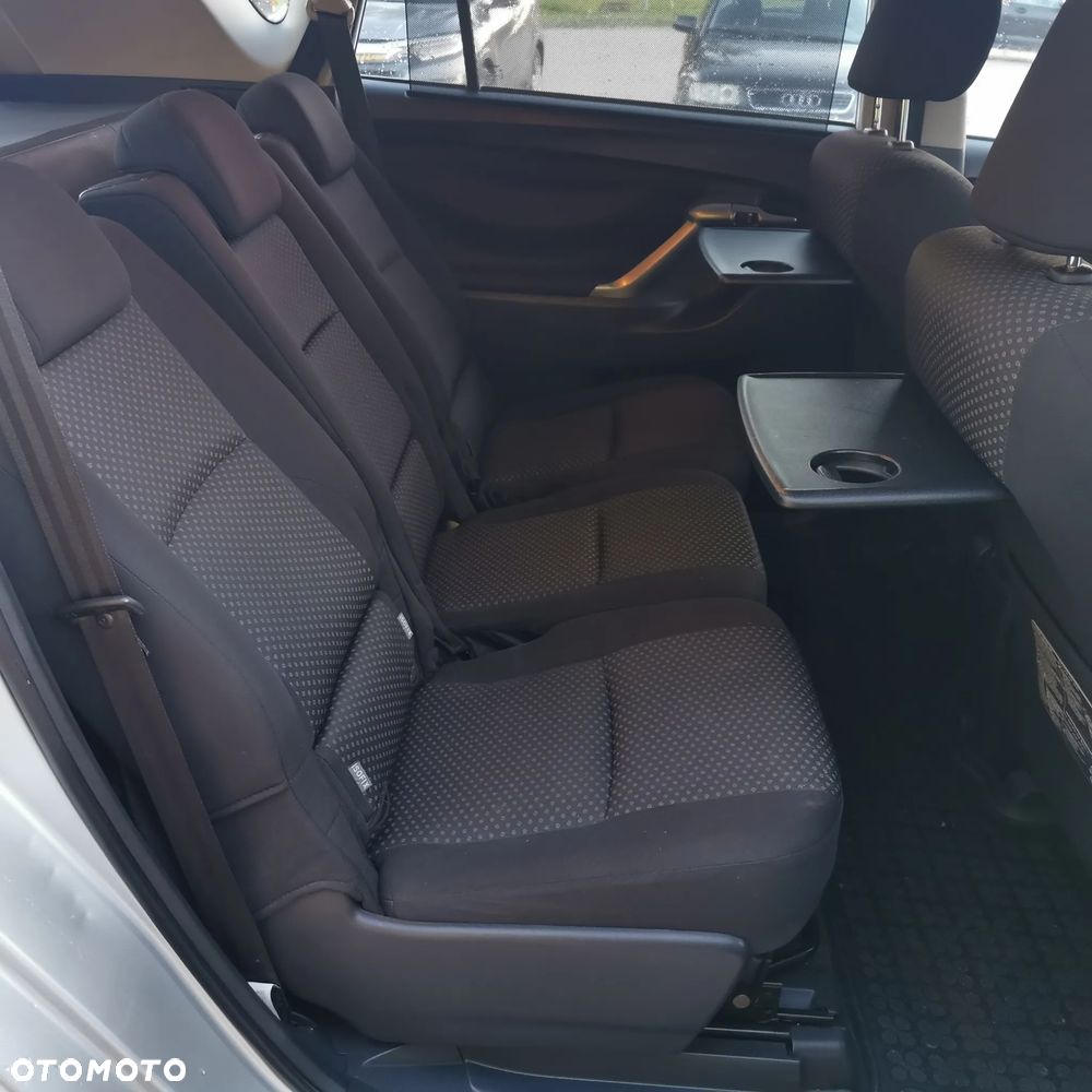 Toyota Verso - 18