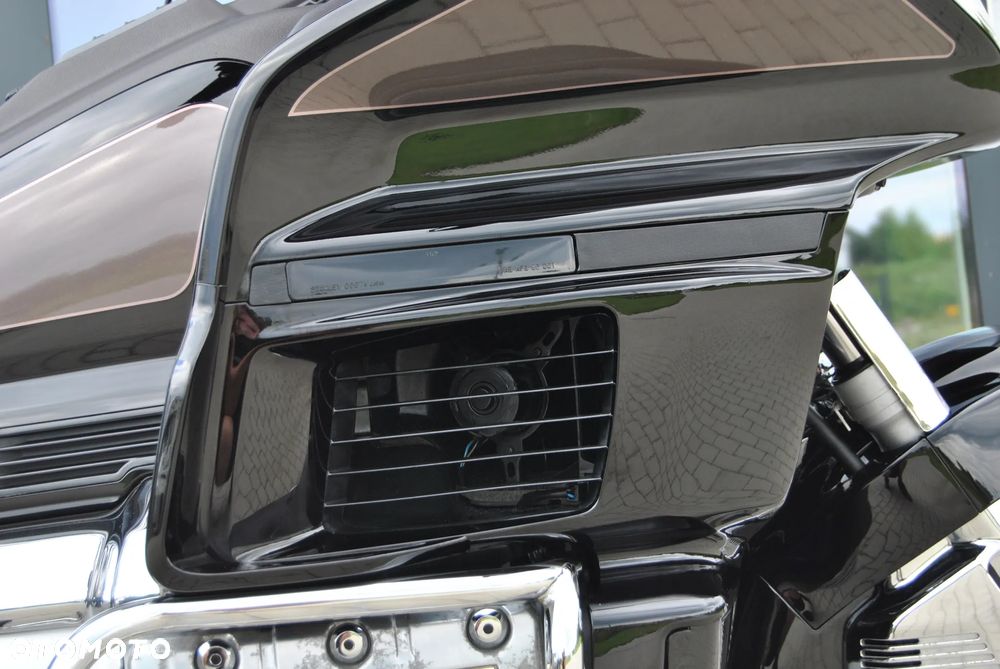 Honda GL - 12
