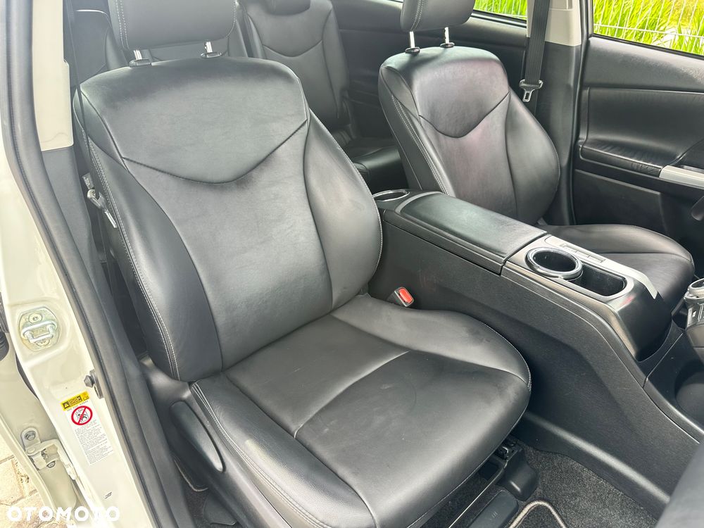 Toyota Prius+ (Hybrid) Executive - 30