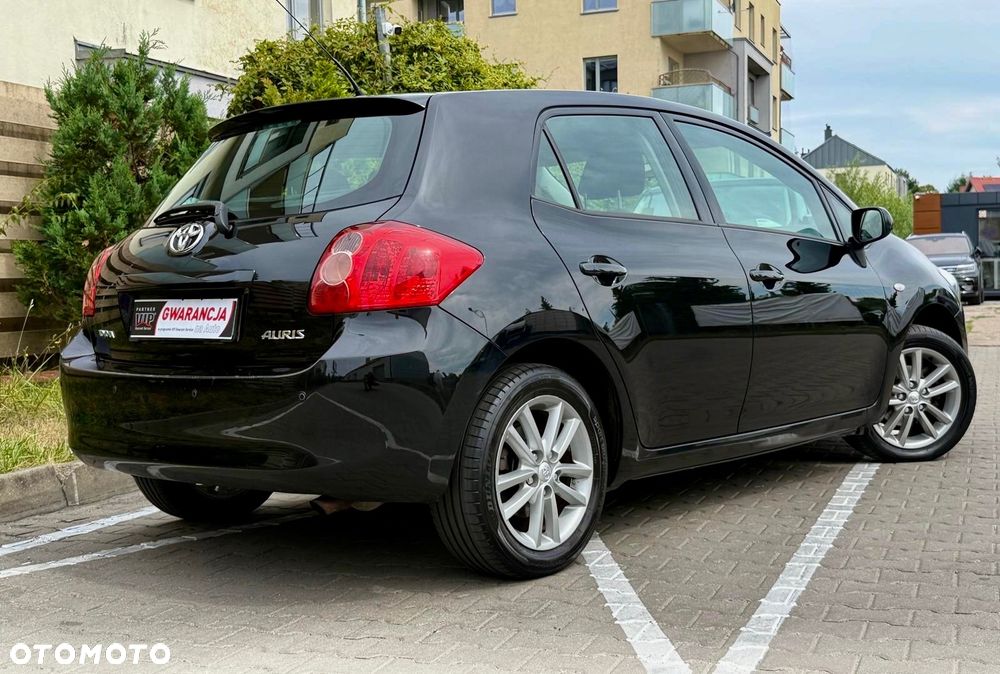 Toyota Auris 1.6 Luna - 3