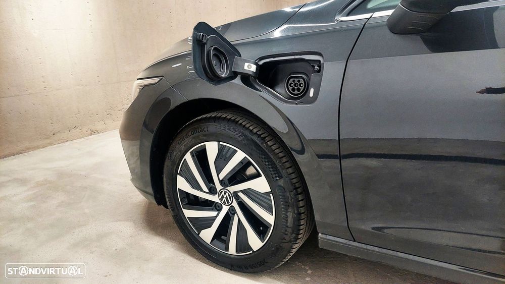 VW Golf - 23