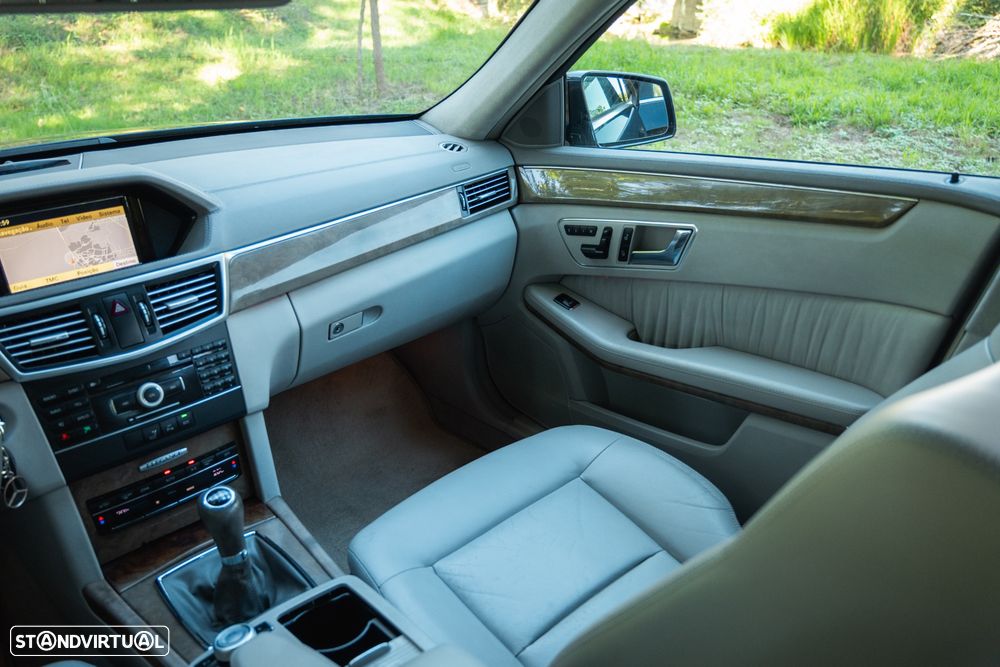 Mercedes-Benz E 200 CGi Elegance BE 165g - 27