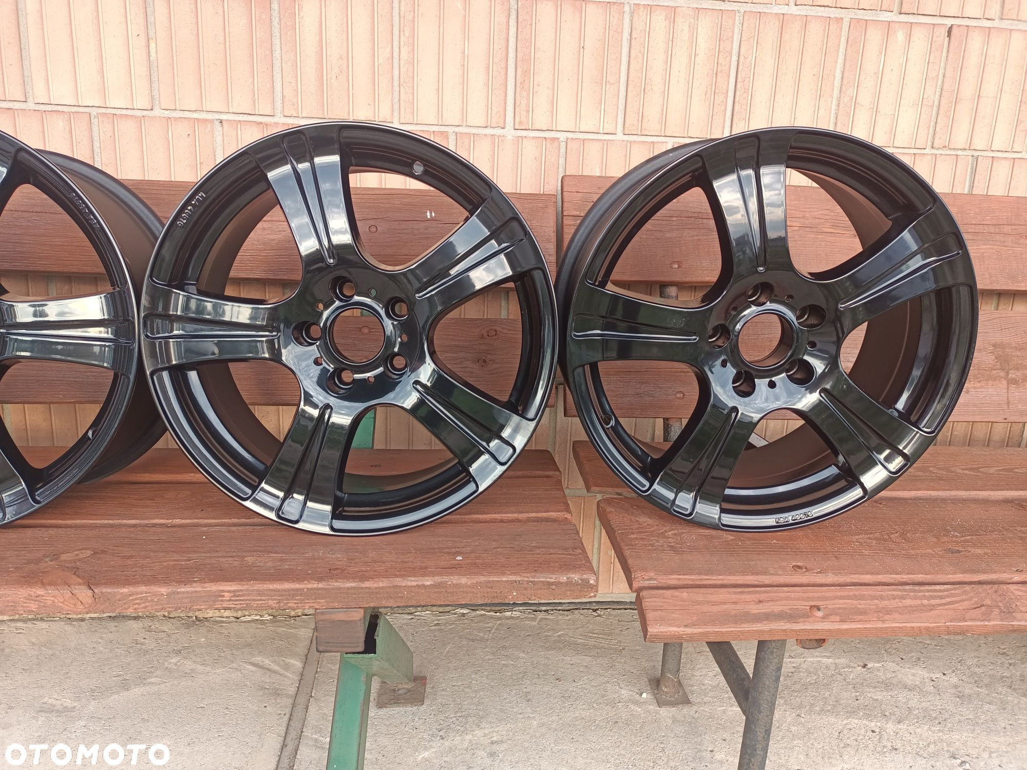 Felgi 5x112 R17 Vw Audi Mercedes - 4