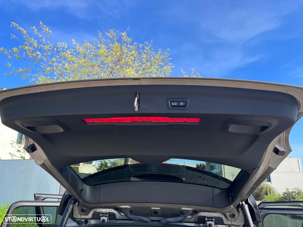 MINI Countryman Cooper SD Auto Desportiva - 11