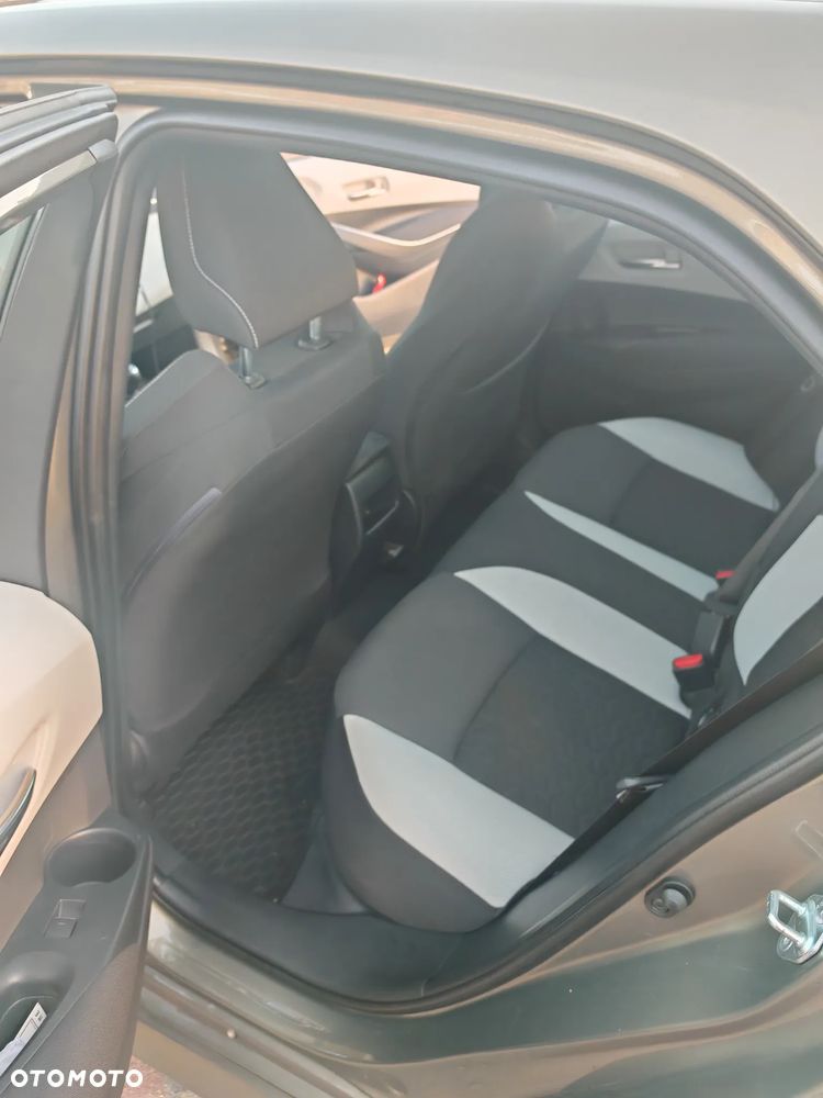 Toyota Corolla - 19