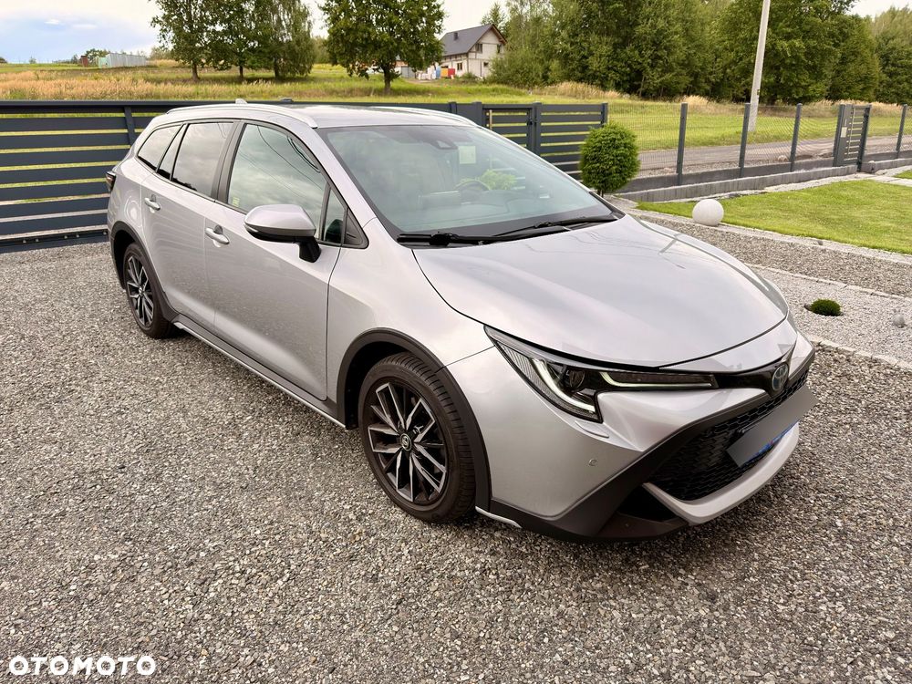 Toyota Corolla 2.0 Hybrid Trek - 1