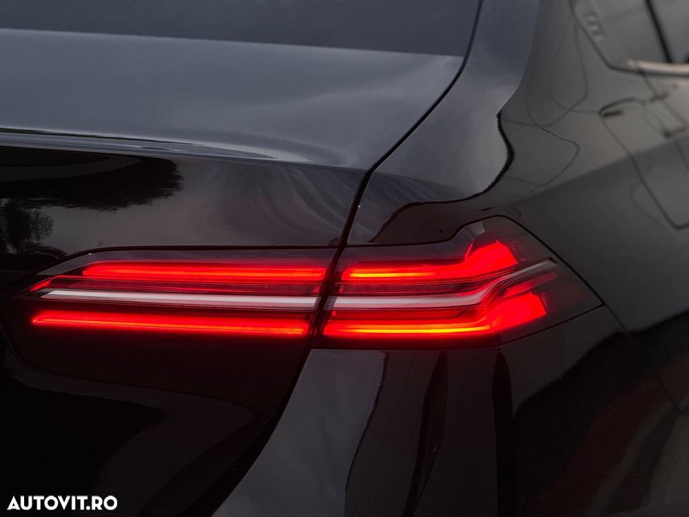 BMW Seria 5 520d AT MHEV - 17